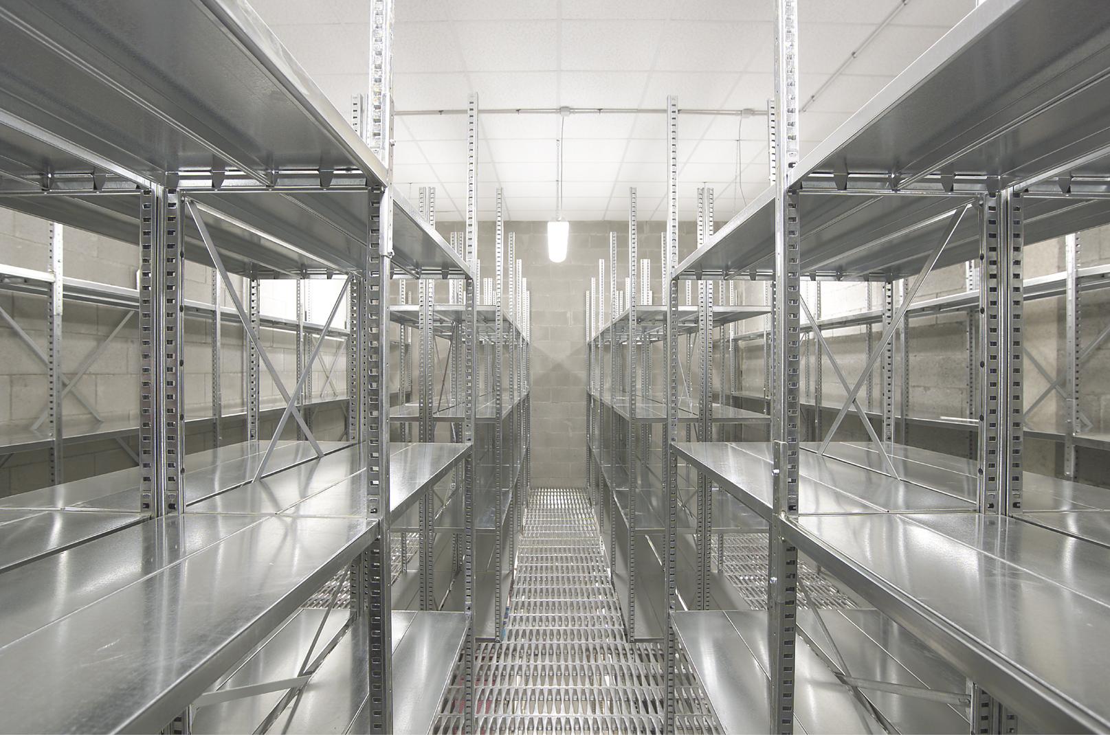 EXPO3 customisable shelving