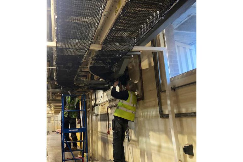 safety netting under conveyor belt