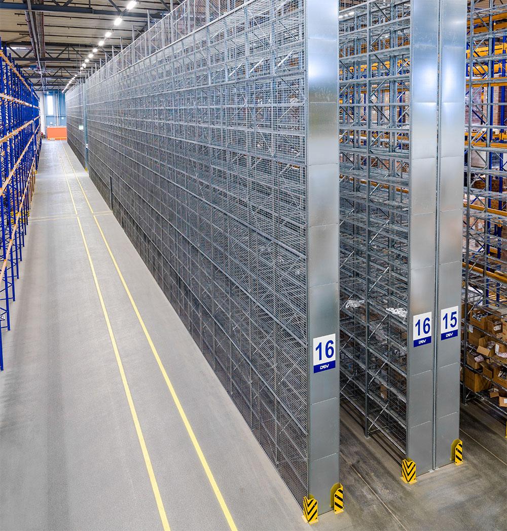 Rearmesh narrow spaces